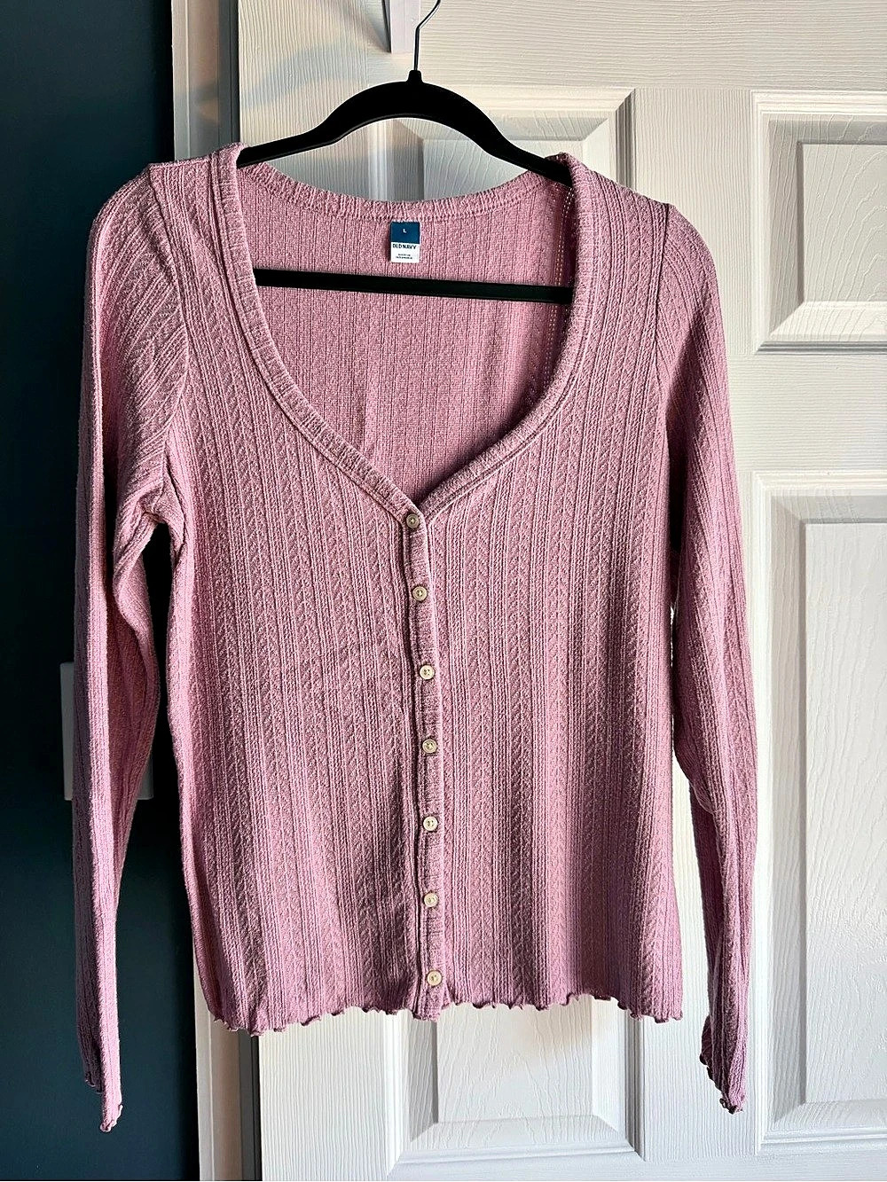 Old Navy Women's Ribbed Button-Front Long Sleeve Shirt Pink Large